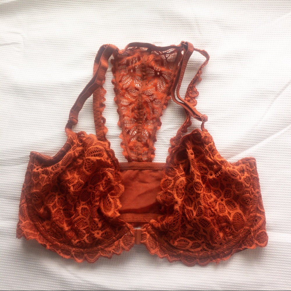 PINK Victoria’s Secret lace back bra